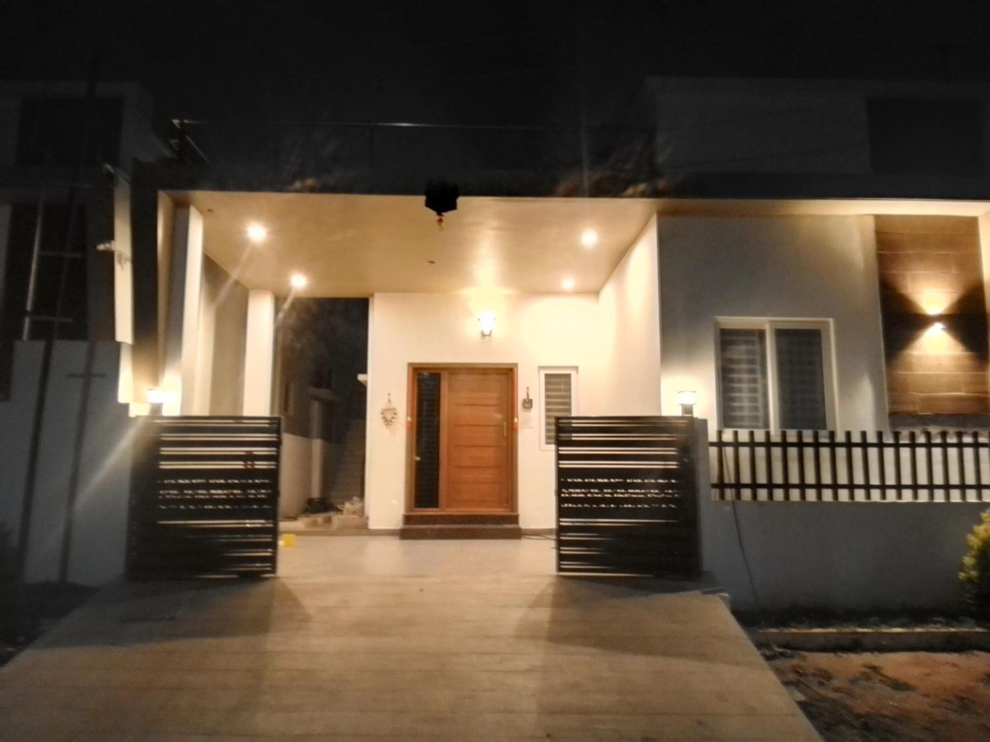 Shi'S 2Bhk Individual Villa @ Coimbatore Exterior photo